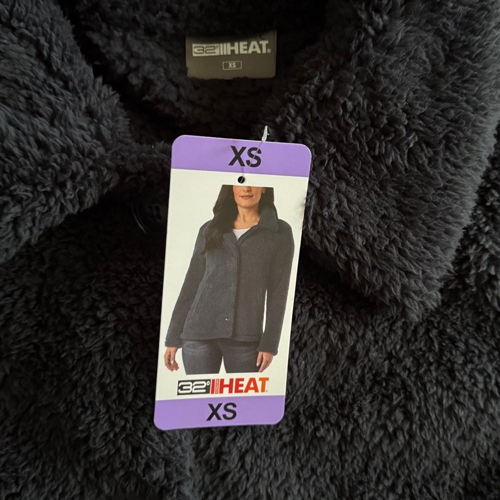 32 Degrees Women’s Button-Up Black Fleece Jacket with pockets, XS NWT Cozy - Picture 2 of 6